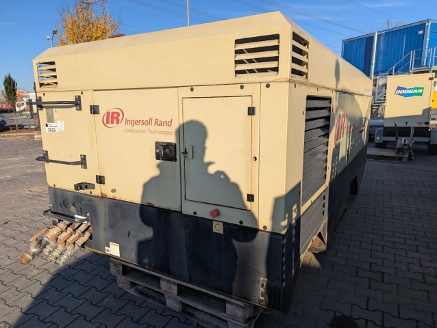 WhatsApp Image 2025-11-21 at 09.59.44 (3)